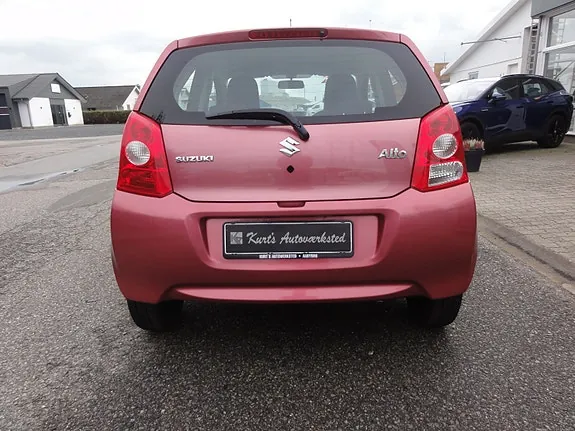 Suzuki Alto 2010 photo 4