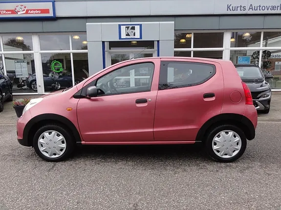 Suzuki Alto 2010 photo 2