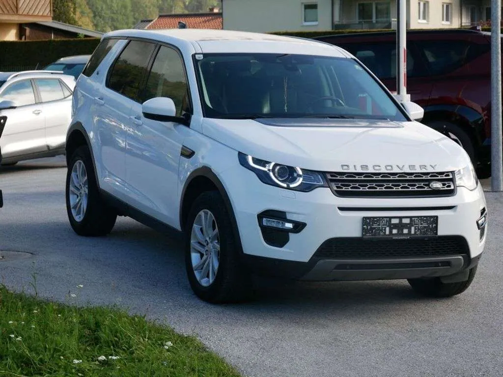 Land Rover Discovery Sport 2017 photo 3