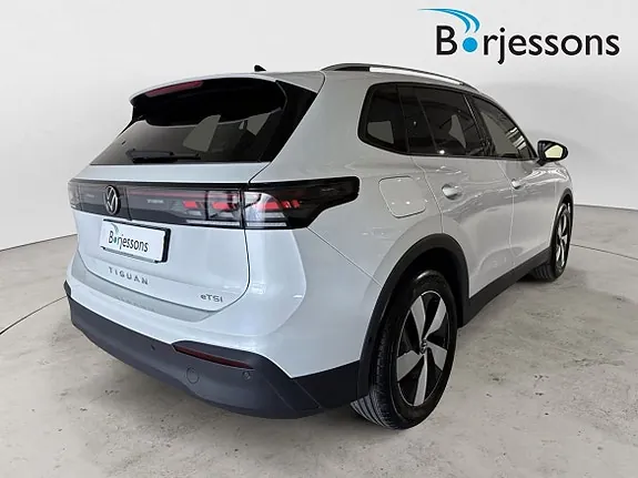 Volkswagen Tiguan 2026 photo 3