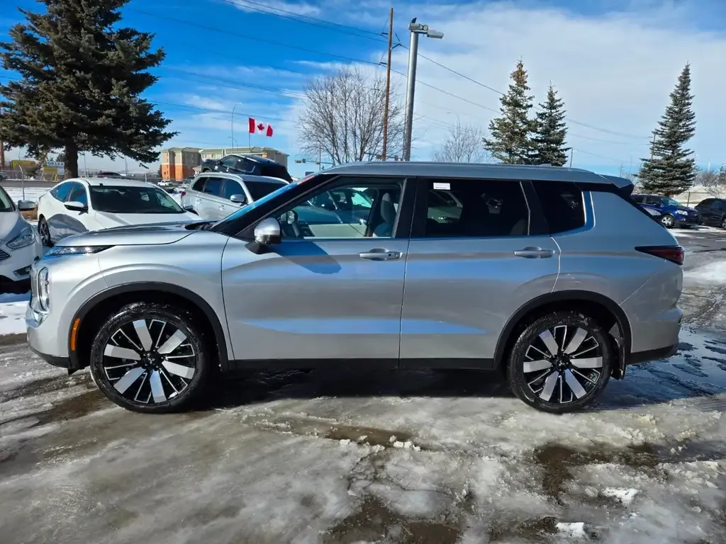 Mitsubishi Outlander 2026 photo 4