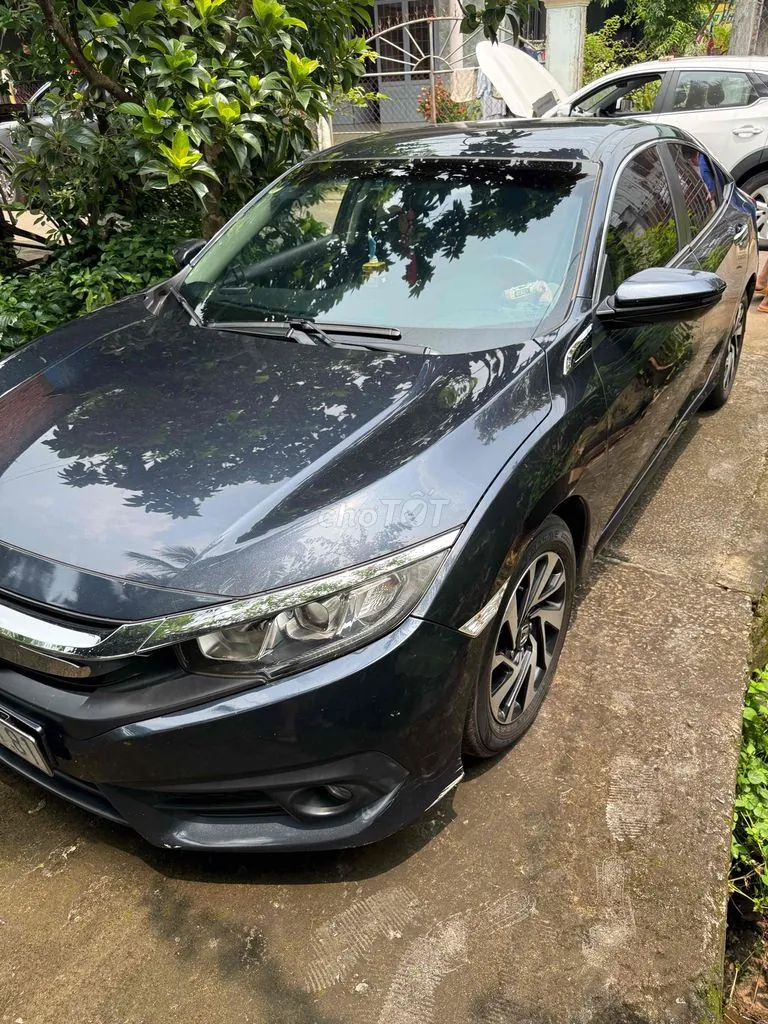 Honda Civic 2018 photo 2