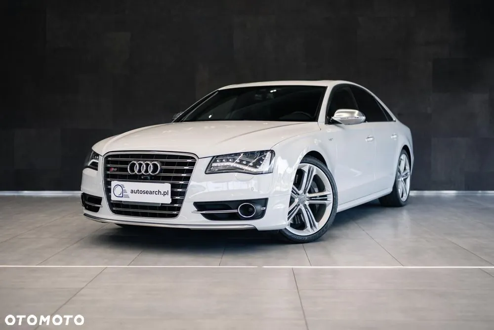 Audi S8