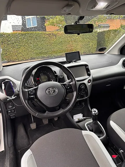 Toyota Aygo 2015 photo 4