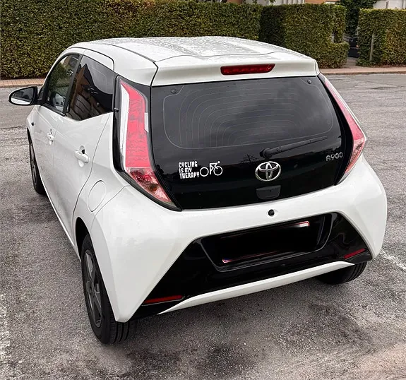Toyota Aygo 2015 photo 2
