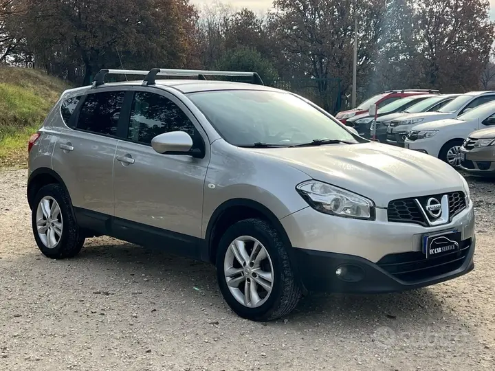 Nissan Qashqai 2012 photo 2