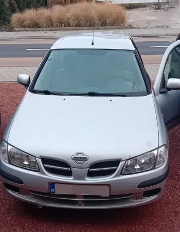 Nissan Almera