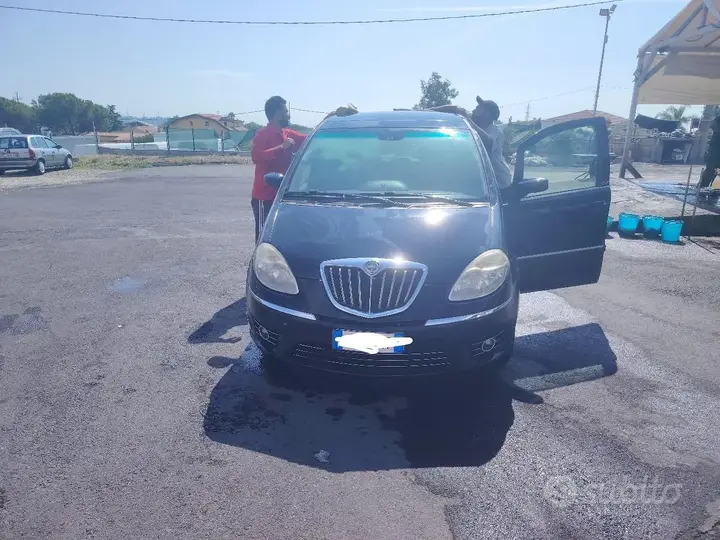 Lancia Musa 2009 photo 2