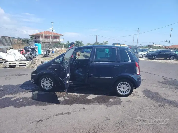 Lancia Musa 2009 photo 4