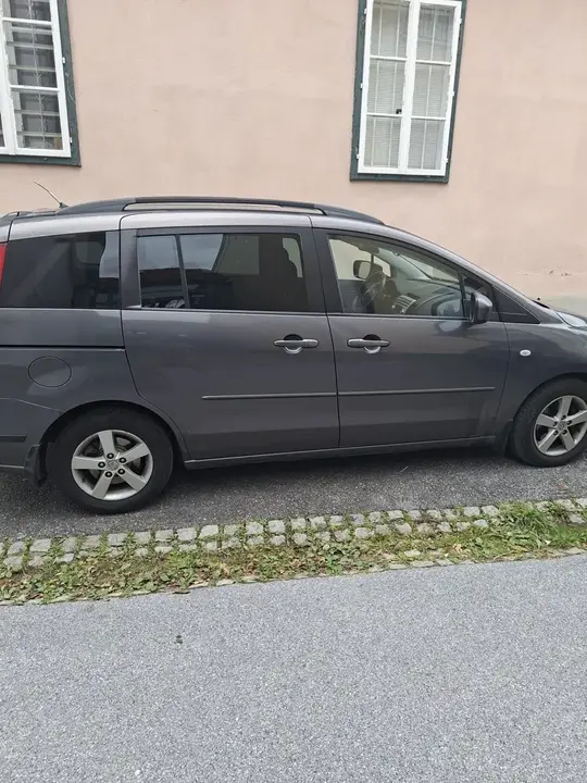 Mazda Mazda5 2007 photo 3