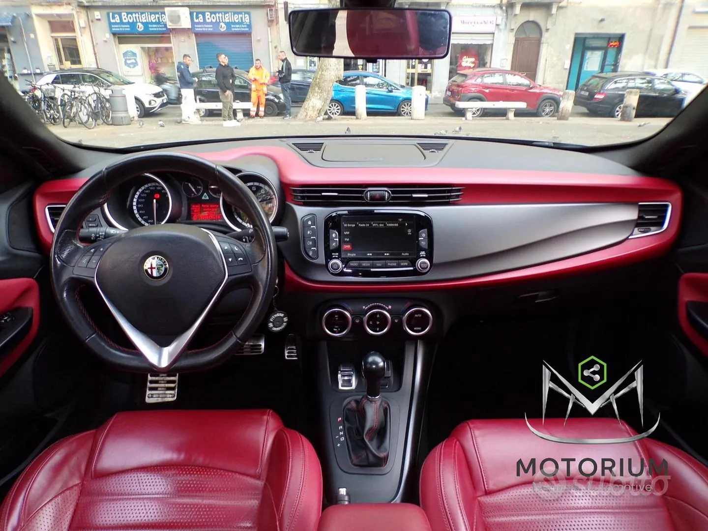 Alfa Romeo Giulietta 2015 photo 4