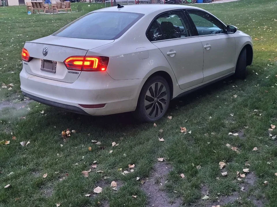 Volkswagen Jetta 2013 photo 2