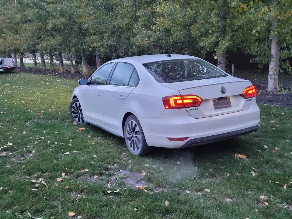 Volkswagen Jetta 2013 photo 3