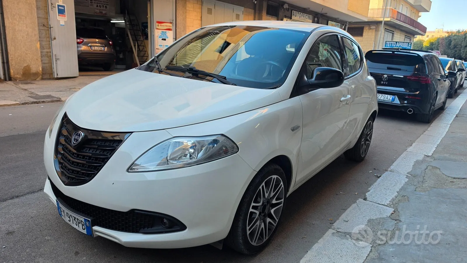 Lancia Ypsilon