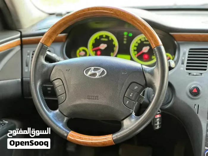 Hyundai Azera