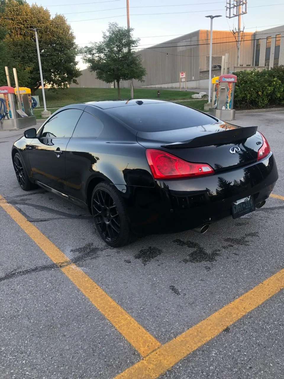 Infiniti G37X 2012 photo 2