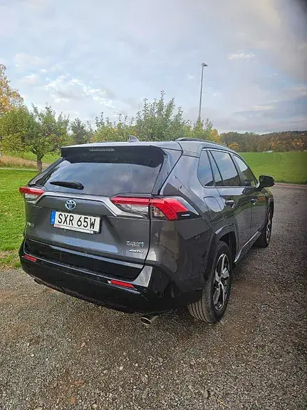 Toyota Rav4 2021 photo 3