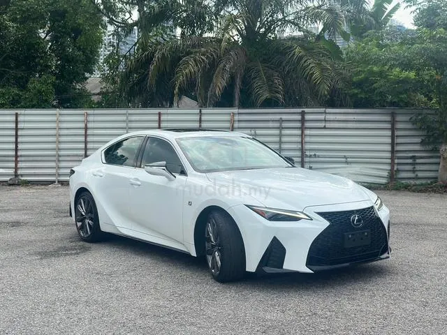 Lexus Is300