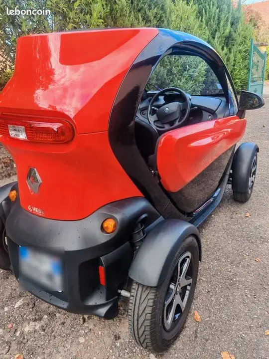 Renault Twizy 2016 photo 2