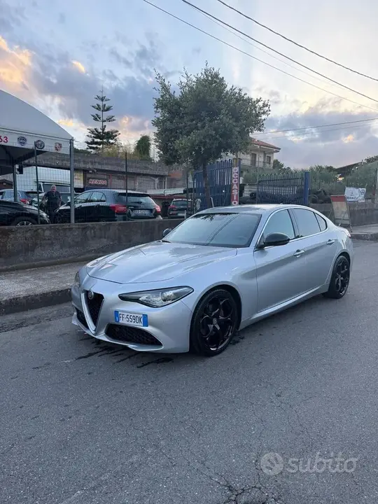 Alfa Romeo Giulia 2016 photo 3
