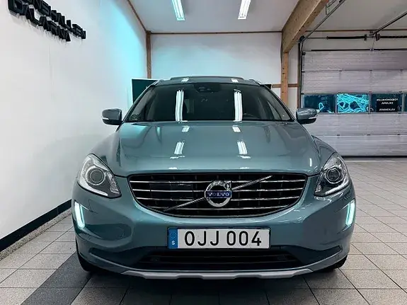 Volvo Xc60 2017 photo 2
