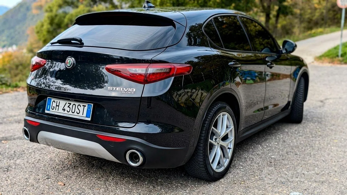 Alfa Romeo Stelvio 2021 photo 4