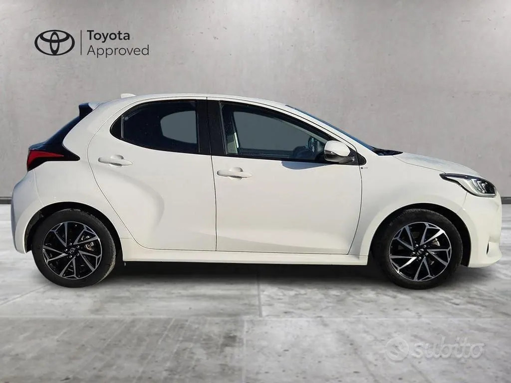 Toyota Yaris 2022 photo 4
