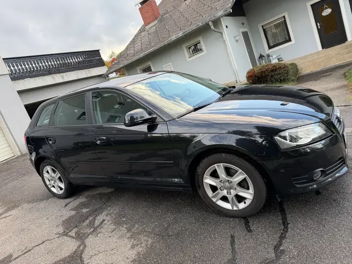 Audi A3 2010 photo 3