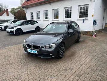 BMW 3 Series 2019 photo 2