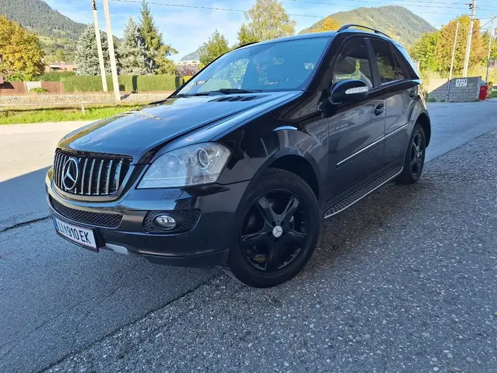 Mercedes-Benz 280 2007 photo 2