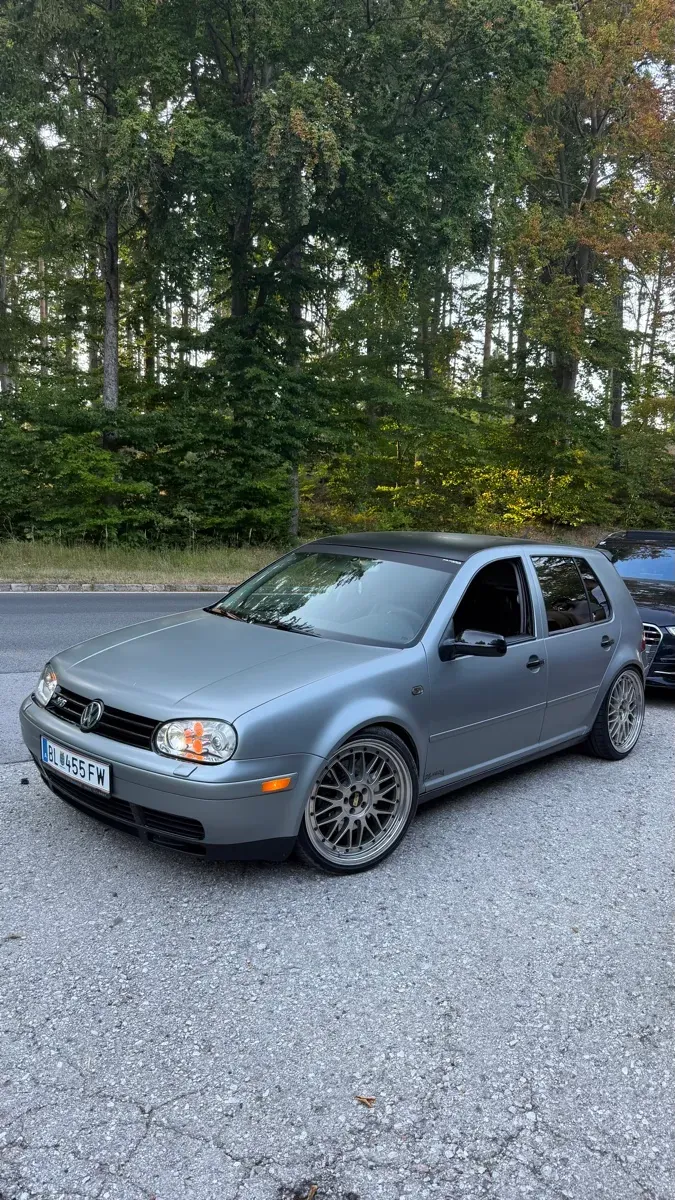 Volkswagen Golf 2001 photo 3