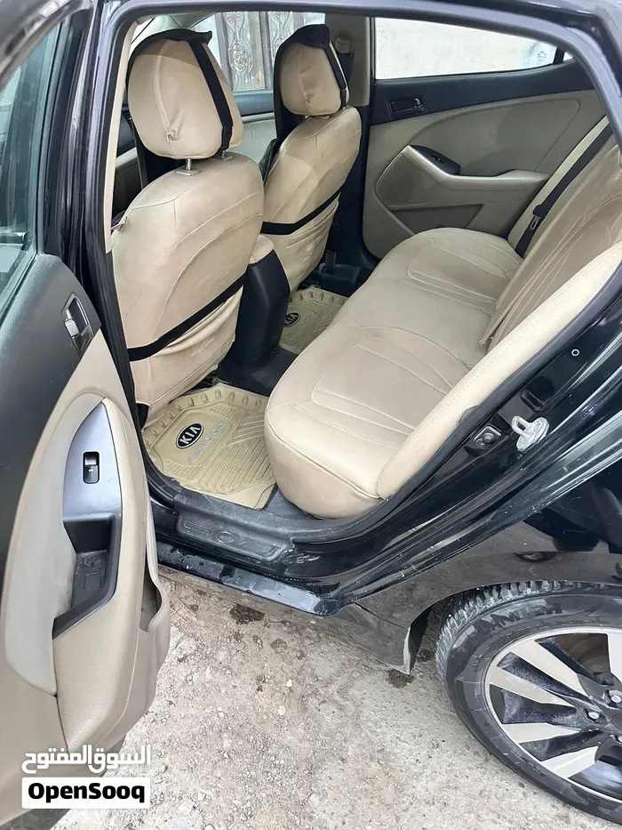 Kia Optima 2012 photo 2
