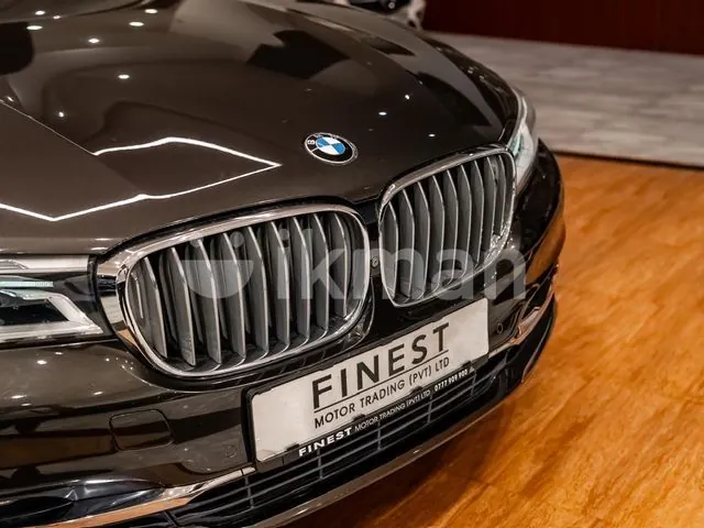 BMW 7 Series 2016 photo 3