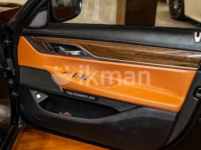 BMW 7 Series 2016 photo 5