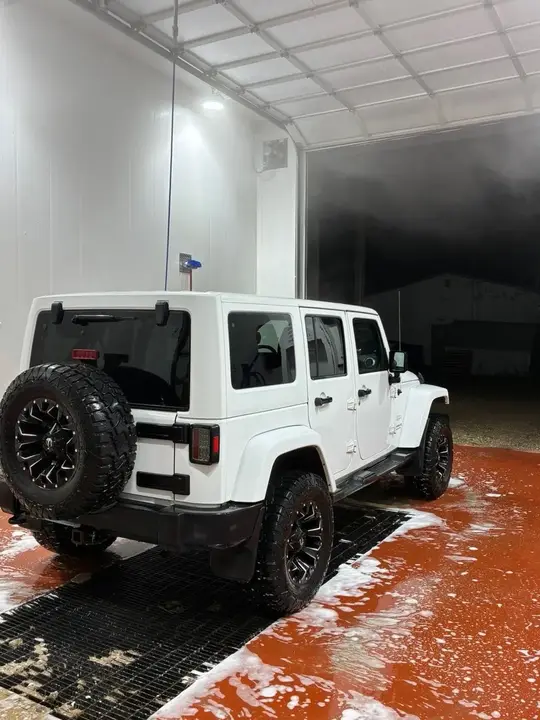 Jeep Wrangler Unlimited 2012 photo 3