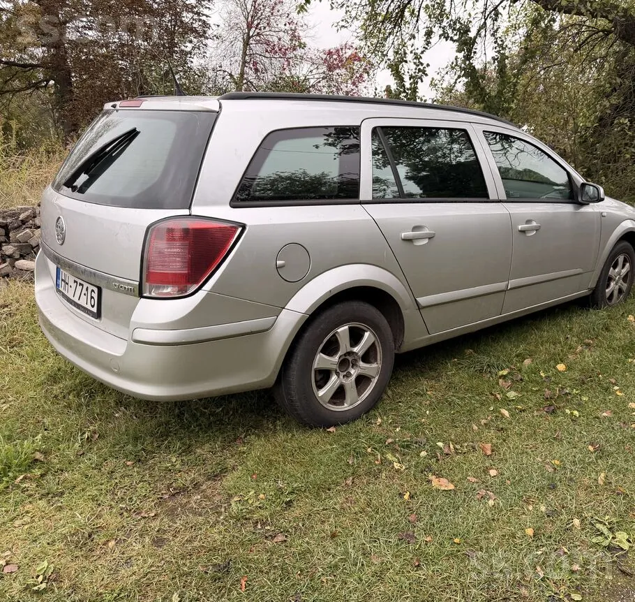 Opel Astra 2005 photo 2