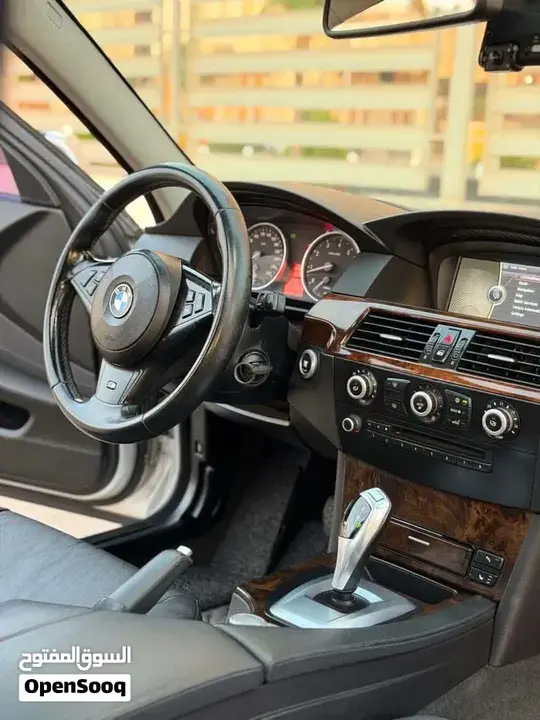 BMW 5 Series 2010 photo 3