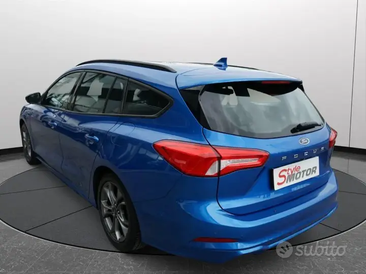 Ford Focus 2022 photo 4