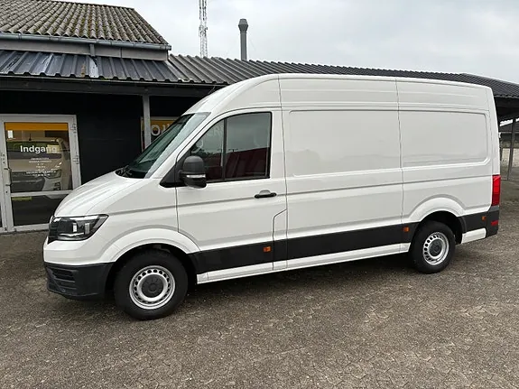 Volkswagen Crafter 35 2018 photo 2