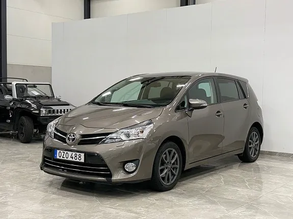 Toyota Verso 2016 photo 4