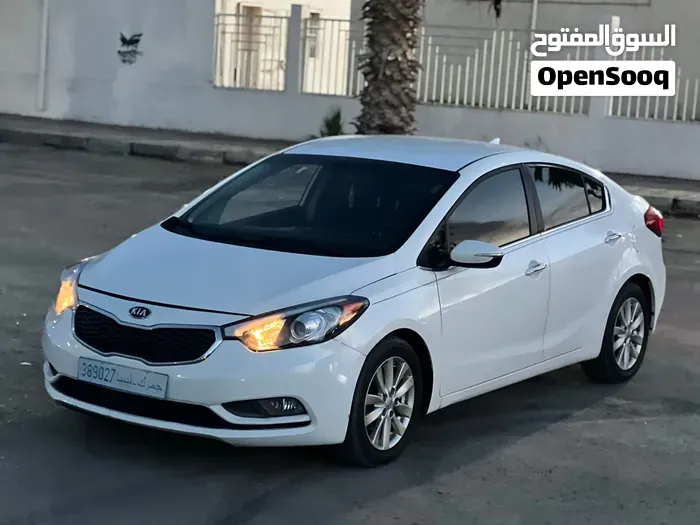 Kia K3 2015 photo 4
