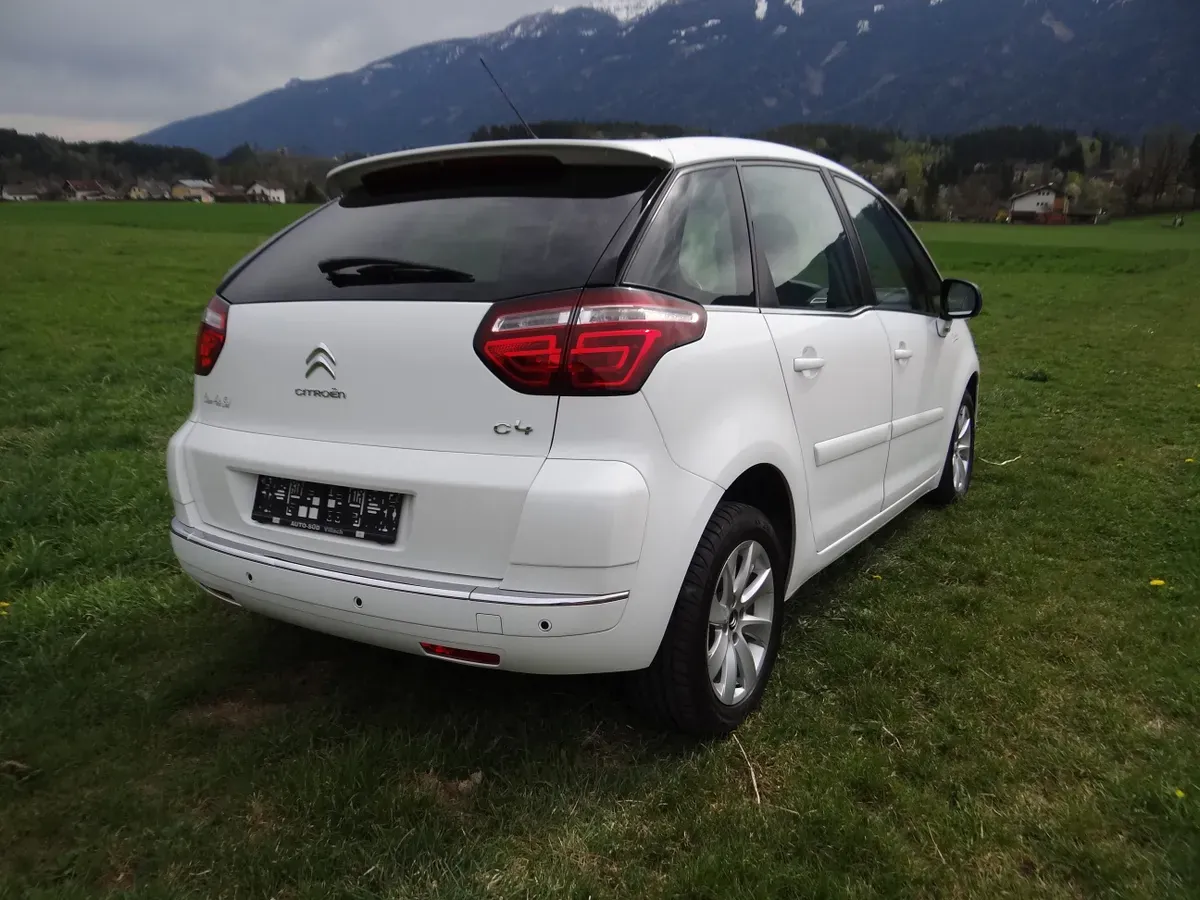 Citroen C4 Picasso 2011 photo 2