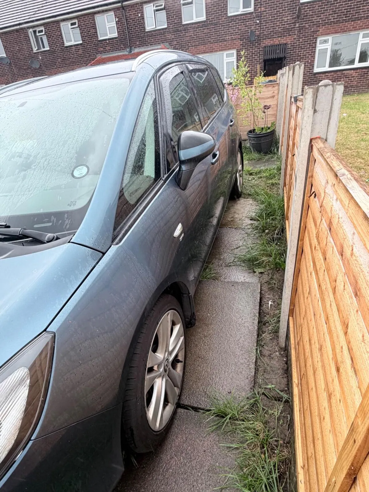 Vauxhall Zafira Tourer 2014 photo 2