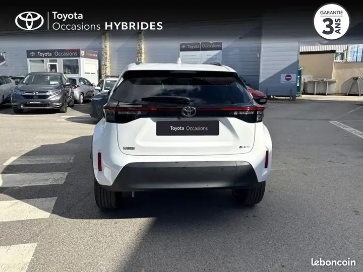 Toyota Yaris Cross 2025 photo 4