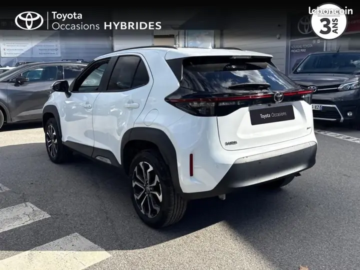 Toyota Yaris Cross 2025 photo 2