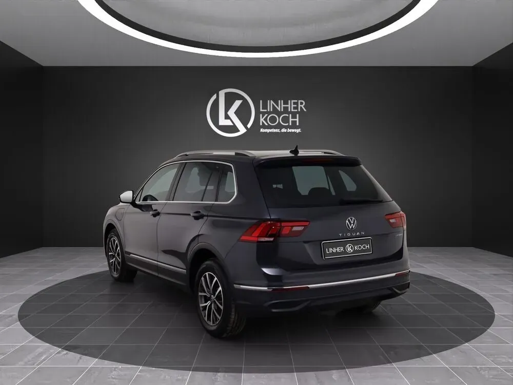 Volkswagen Tiguan 2022 photo 3