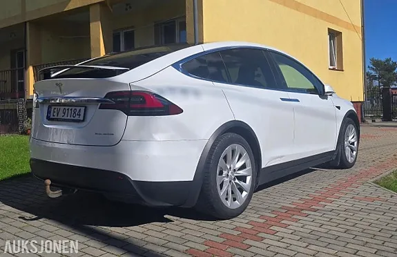 Tesla Model X 2019 photo 5