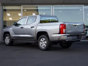 Mitsubishi Triton 2026 photo 3