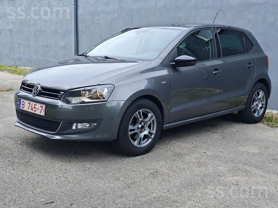 Volkswagen Polo 2012 photo 3