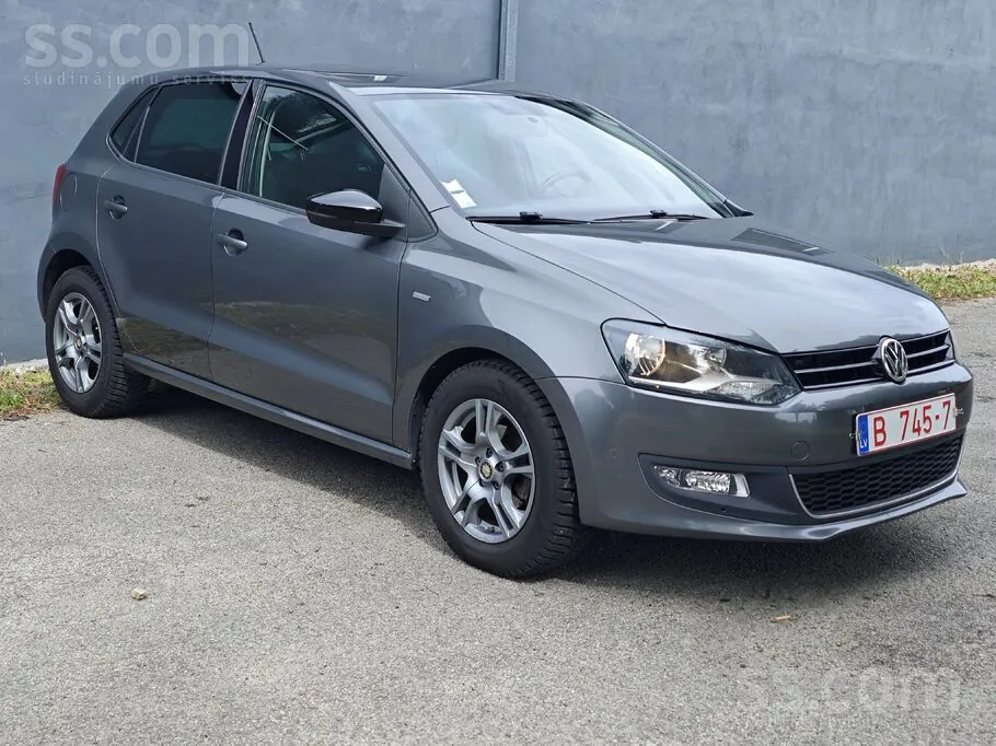 Volkswagen Polo 2012 photo 2